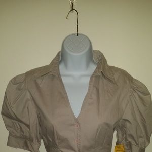 Short-sleeve tan blouse